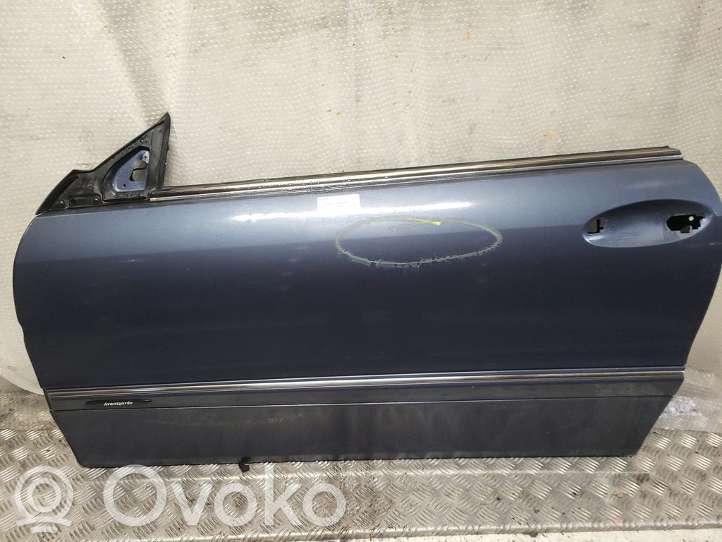 Mercedes-Benz CLK A209 C209 Drzwi przednie 