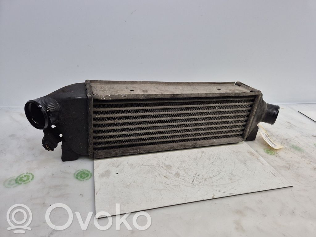 Ford Transit Interkūlerio radiatorius 