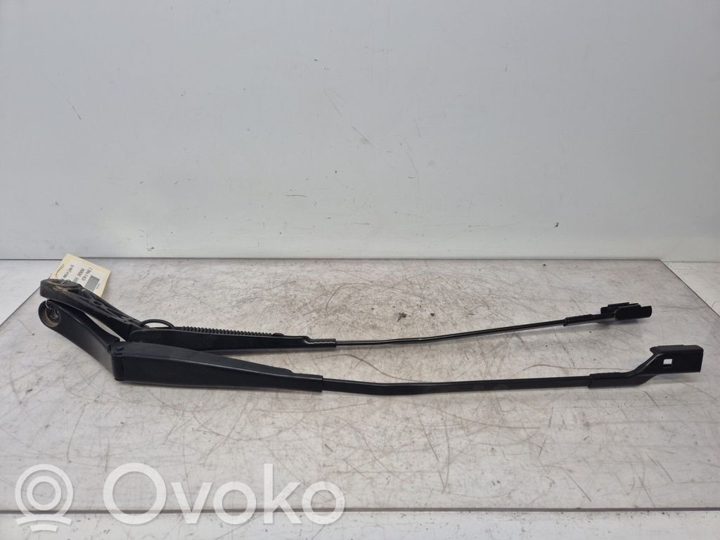 Opel Astra K Braccio della spazzola tergicristallo anteriore