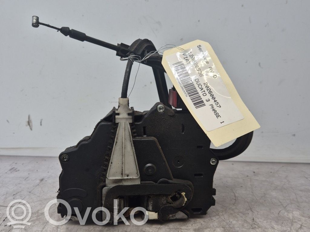 Fiat Ducato Front door lock 