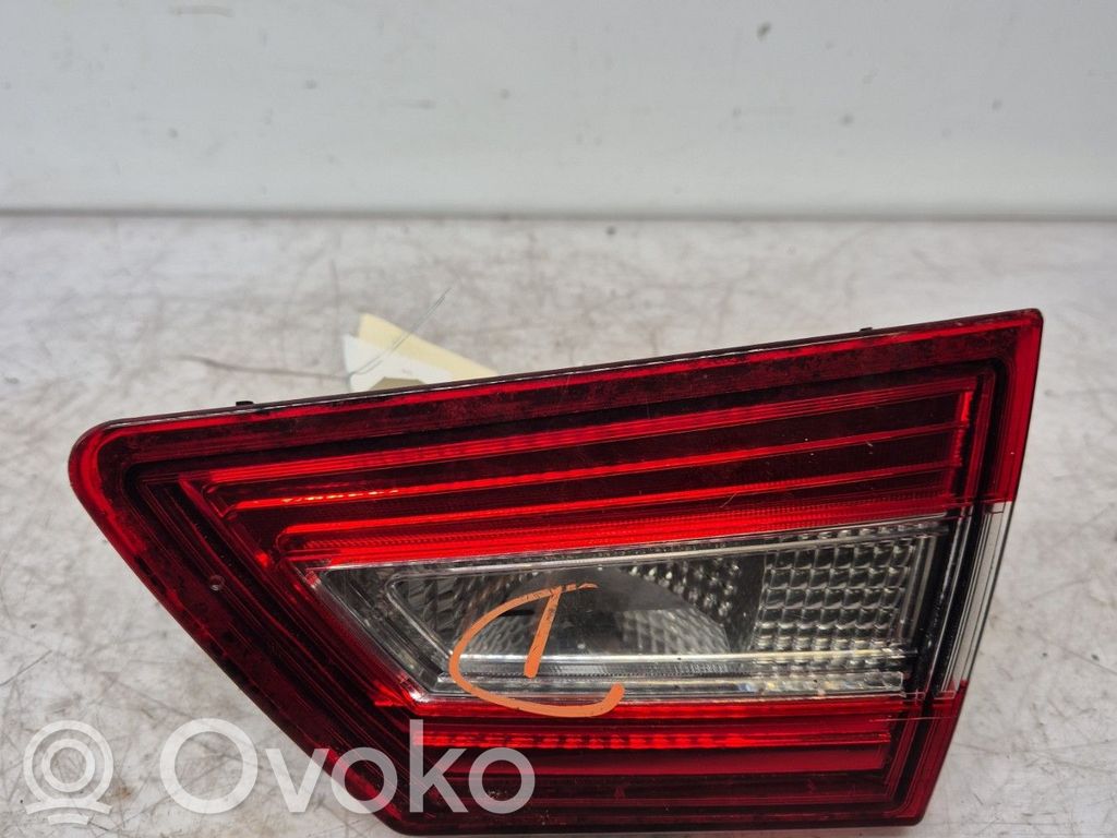 Renault Clio IV Lampă spate în capacul portbagajului 