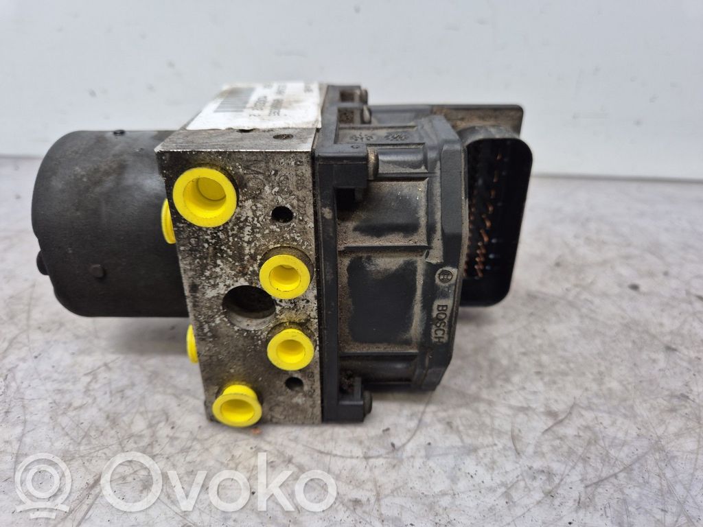 Ford Mondeo Mk III Bomba de ABS 