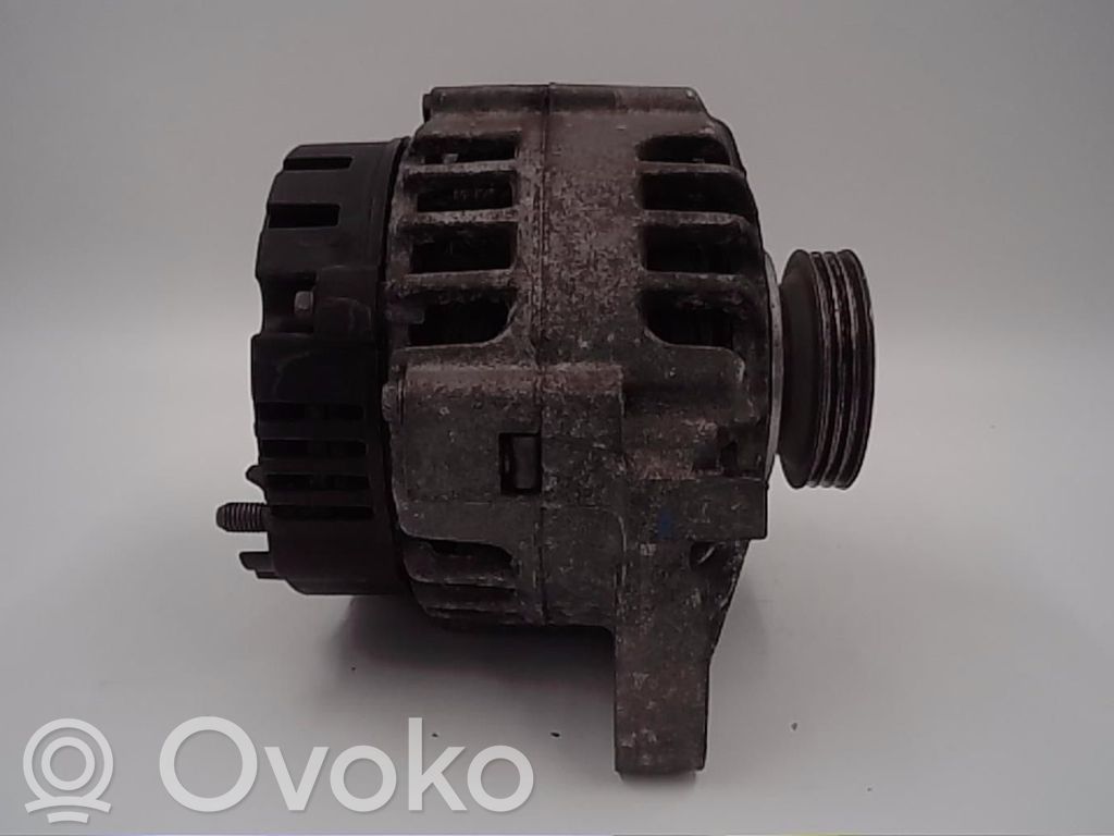 Renault Clio II Ģenerators 