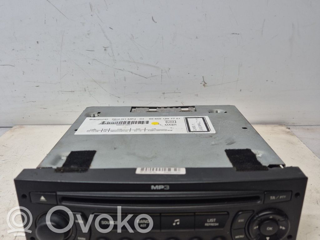 Peugeot 5008 Panel / Radioodtwarzacz CD/DVD/GPS 