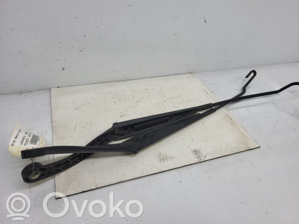 Peugeot 307 Braccio della spazzola tergicristallo anteriore 