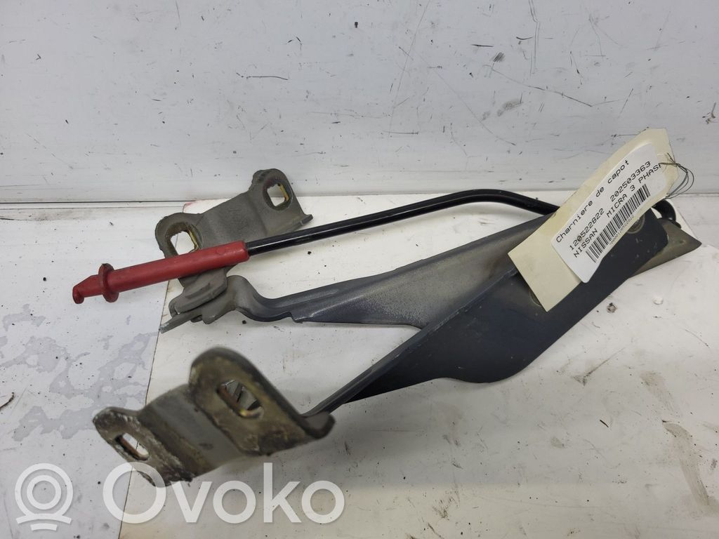 Nissan Micra Zawiasy pokrywy / maski silnika 