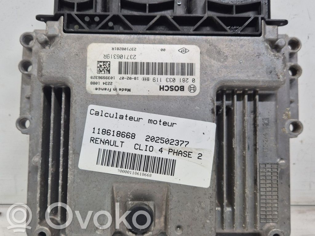 Renault Clio IV Engine control unit/module 