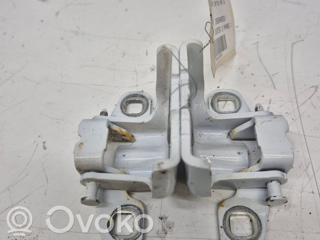 Dacia Duster II Rear door upper hinge 