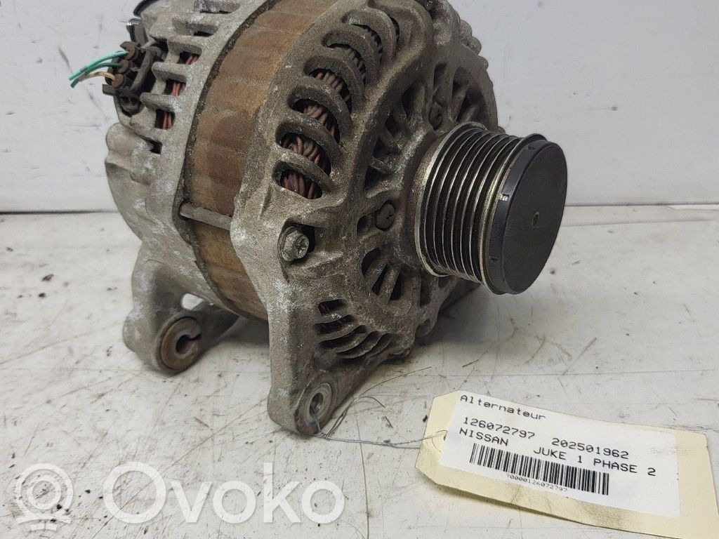 Nissan Juke I F15 Alternador 