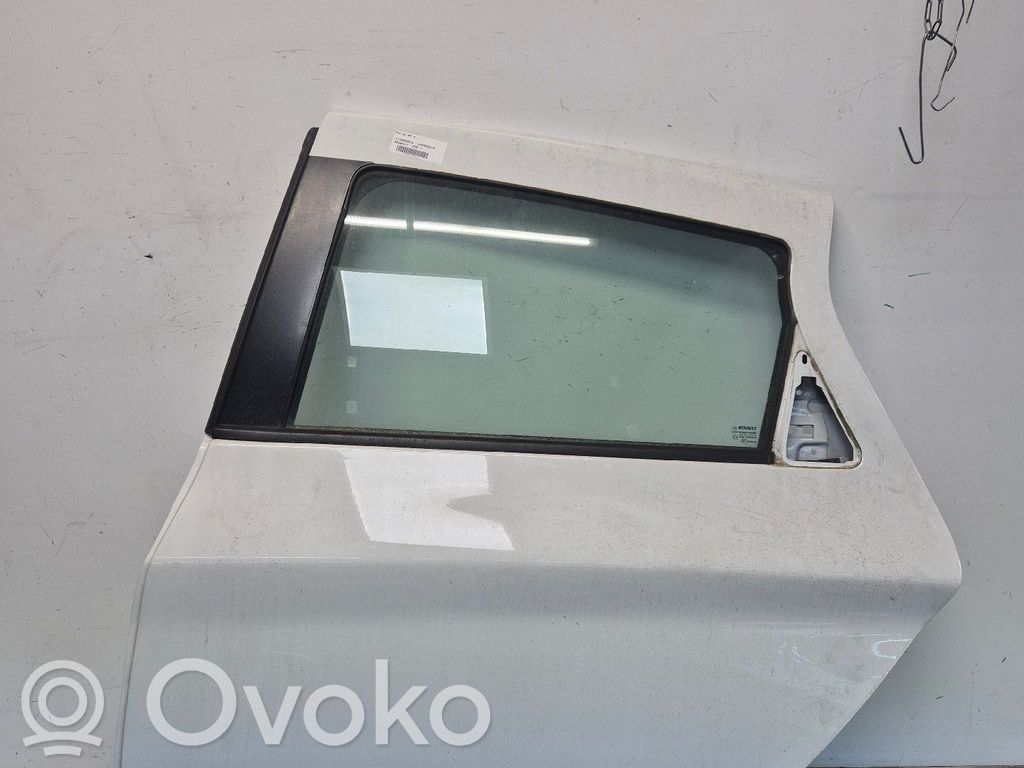 Puerta trasera   821011380R