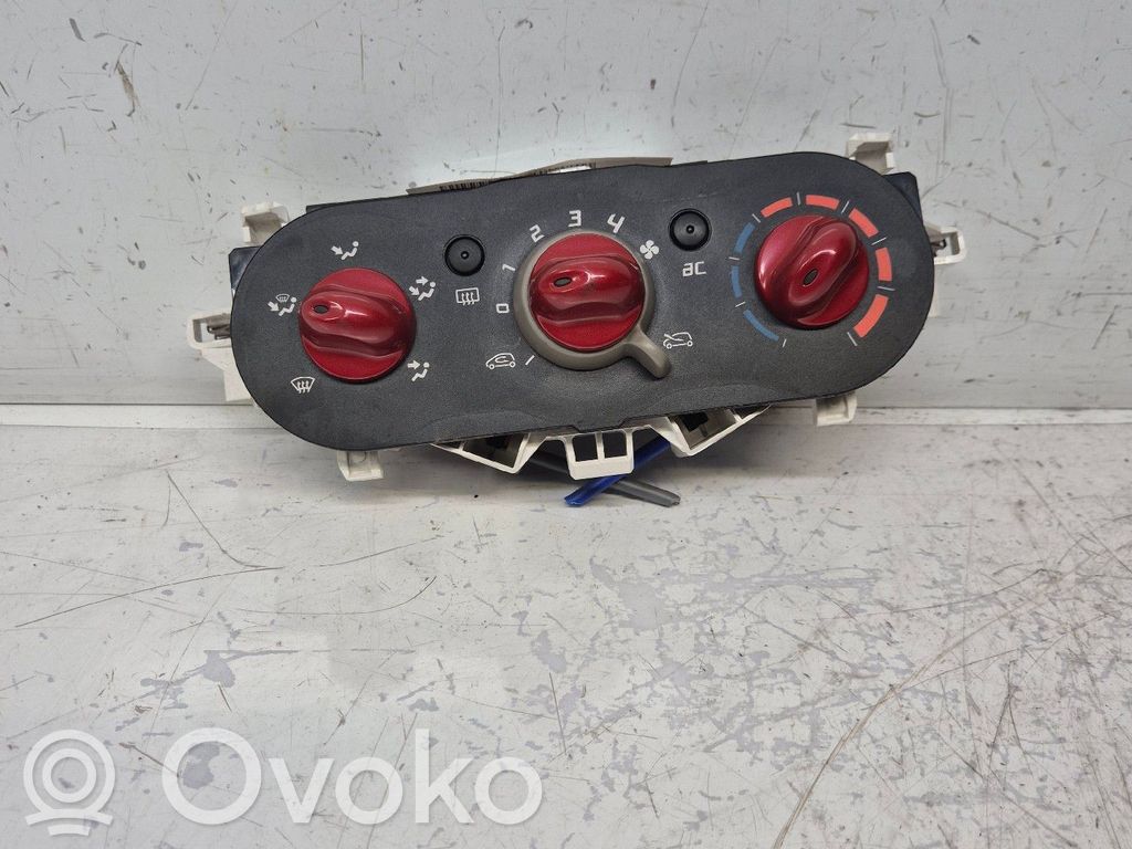 Renault Twingo II Climate control unit 