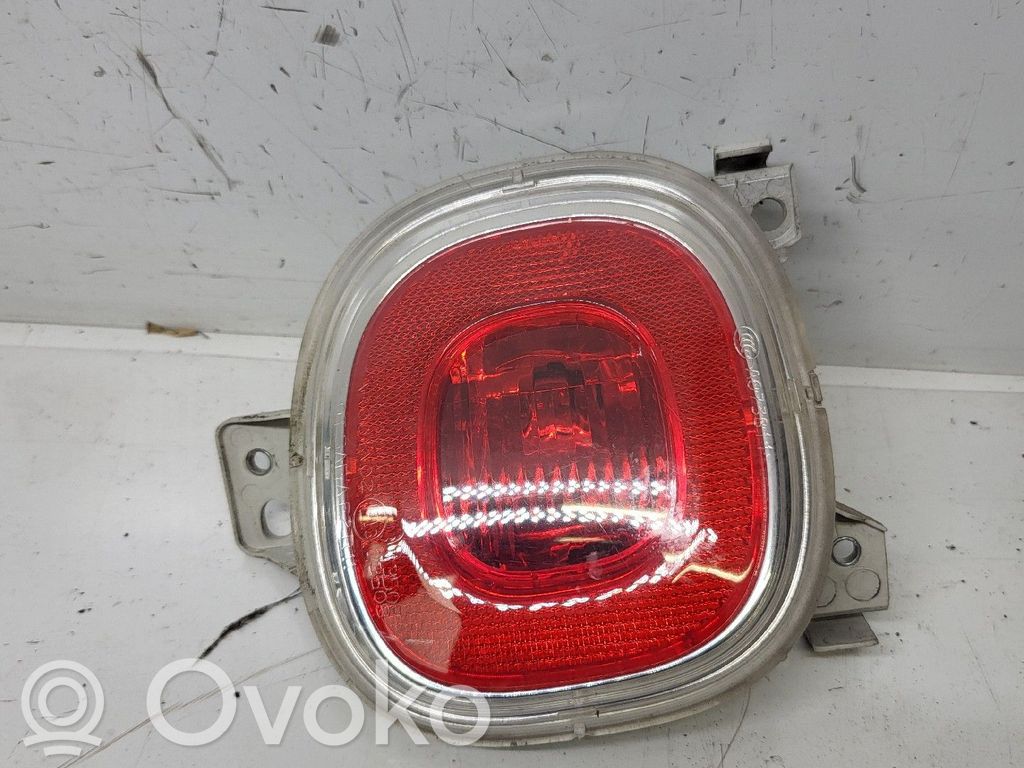 Fiat 500L Lampa zderzaka tylnego 