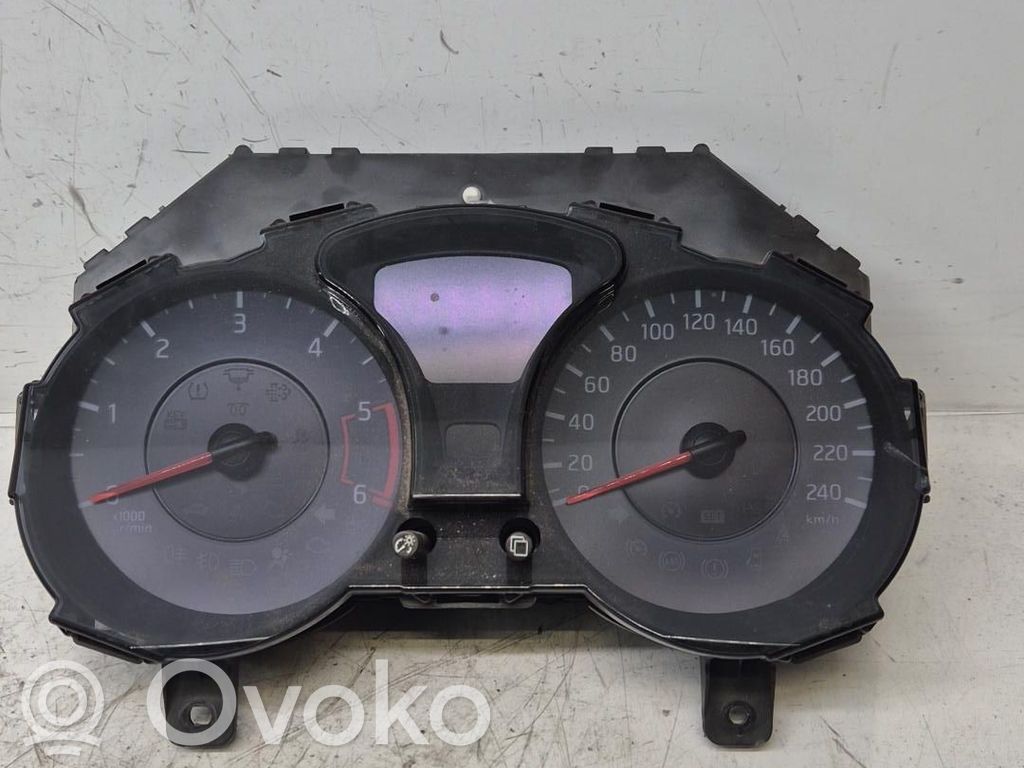 Nissan Juke I F15 Licznik / Prędkościomierz 
