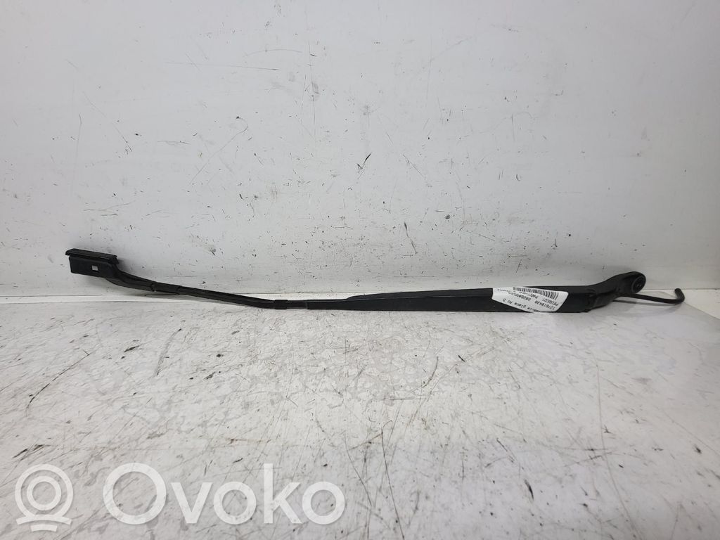 Peugeot Partner III Brazo del limpiaparabrisas delantero 