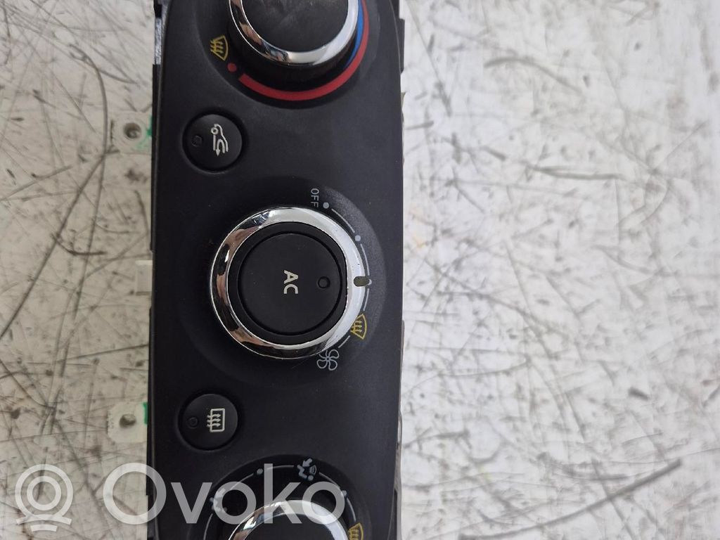 Renault Clio IV Unitate control climatizare 
