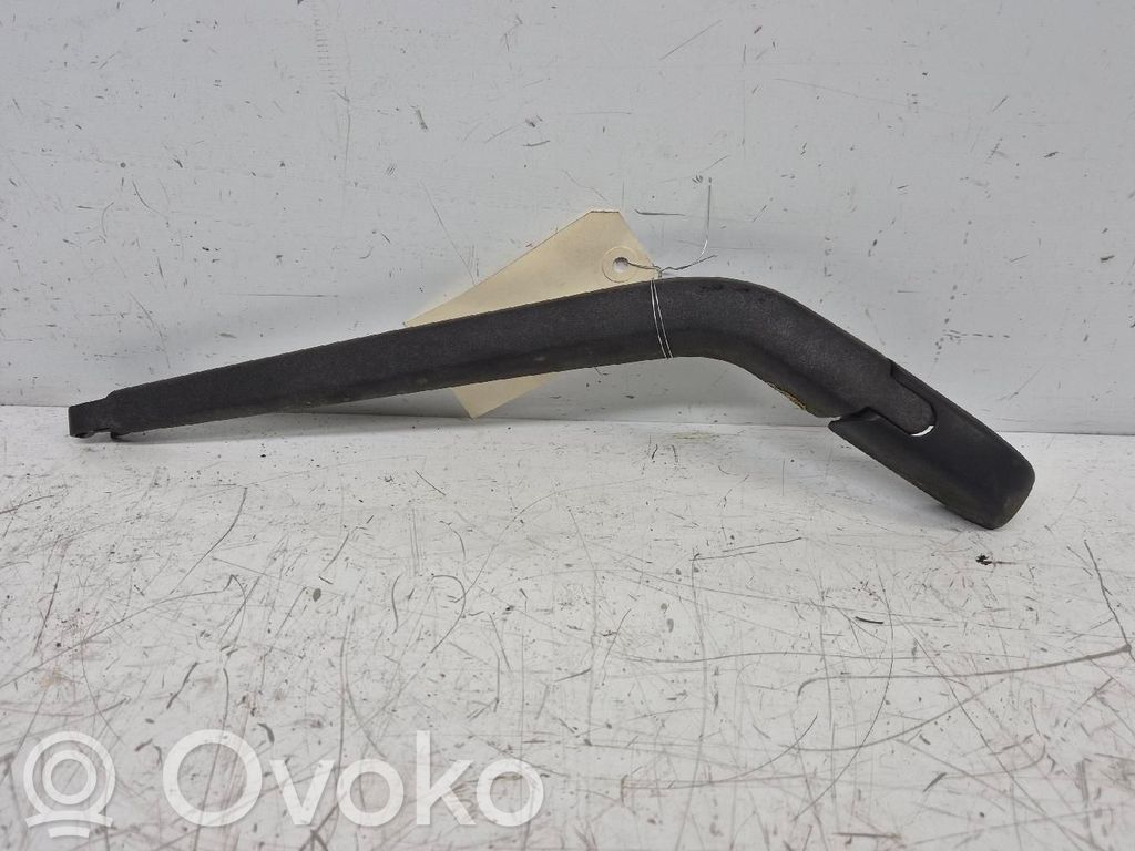 Toyota Auris 150 Braccio della spazzola tergicristallo posteriore 