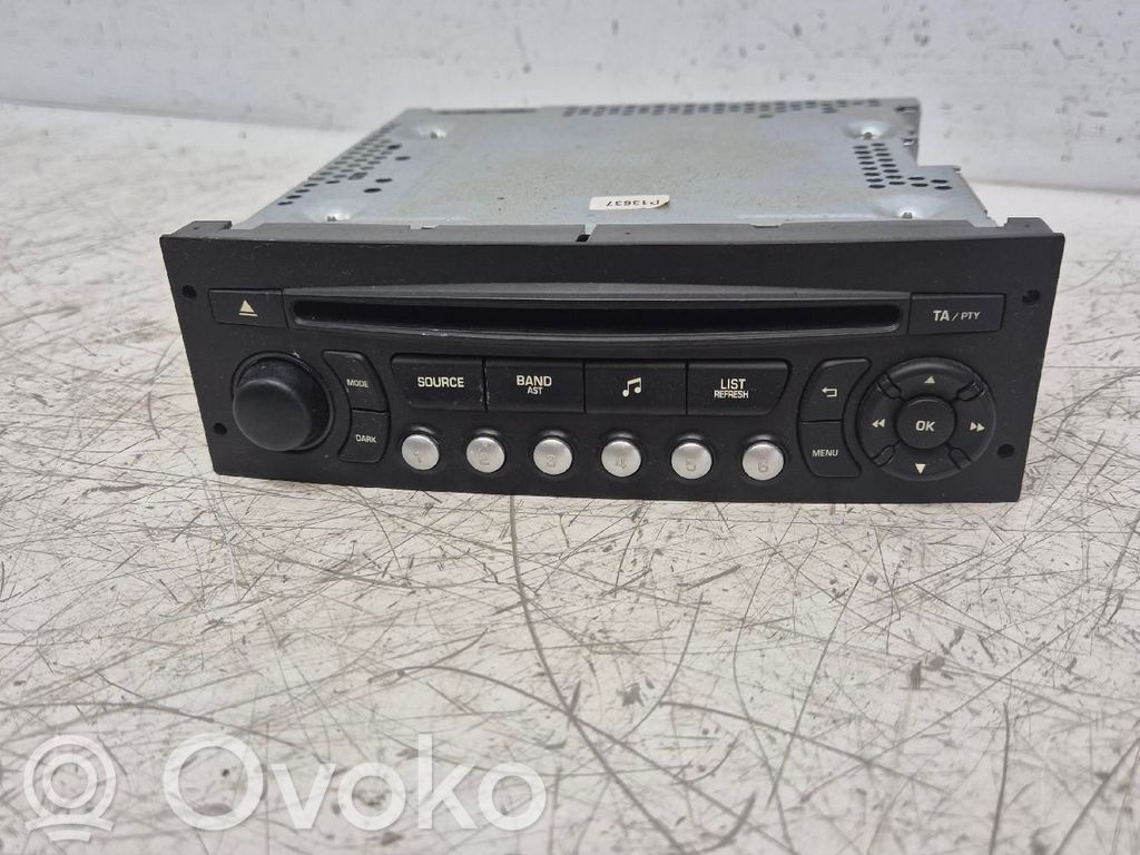 Peugeot 207 Panel / Radioodtwarzacz CD/DVD/GPS 