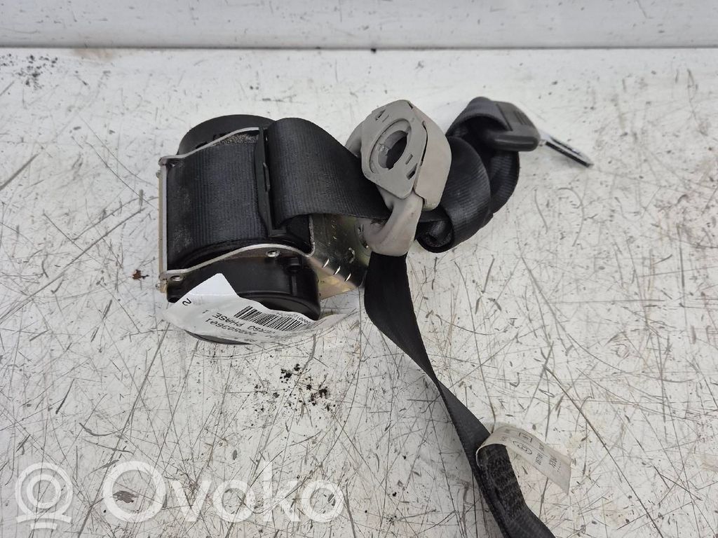 Toyota Verso Centură spate