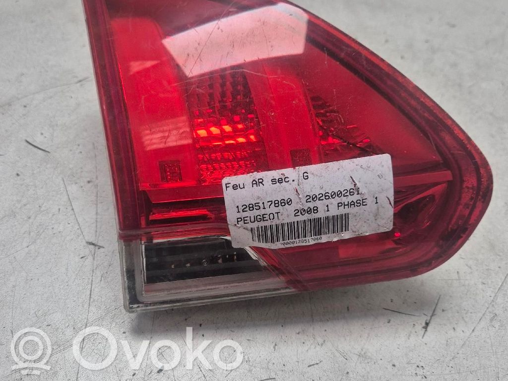 Peugeot 2008 I Luci posteriori del portellone del bagagliaio