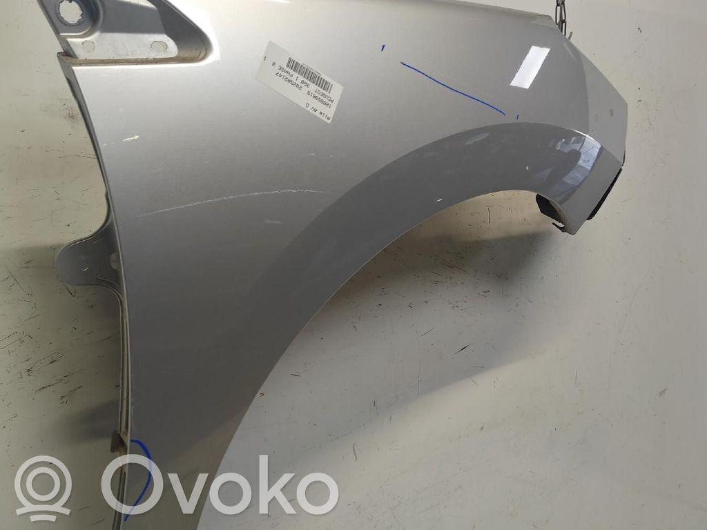 Peugeot 308 Błotnik przedni 