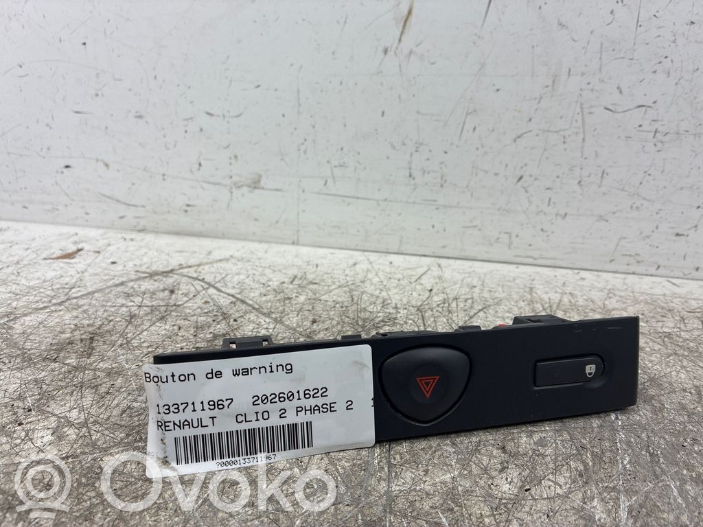 Renault Clio II Comutator lumini pericol 