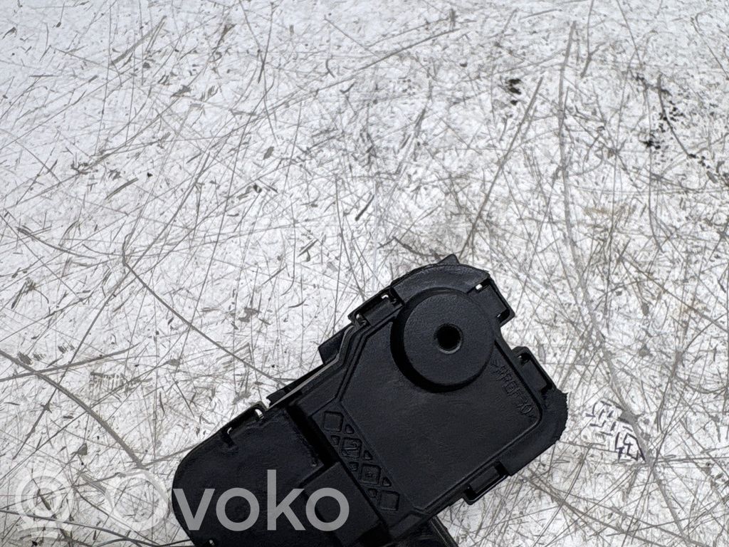Volkswagen Polo VI Stellmotor Tankdeckel Tankklappe