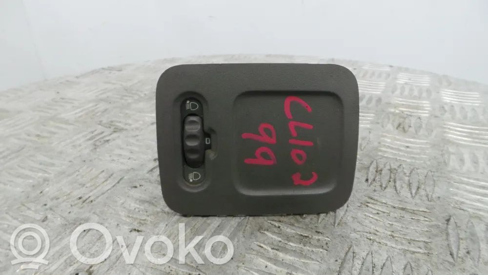 Renault Clio II Headlight level height control switch 