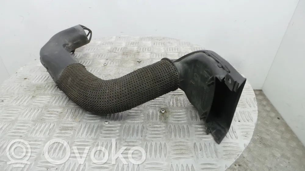 Ford Focus Ilmansuodattimen kotelon kansi 