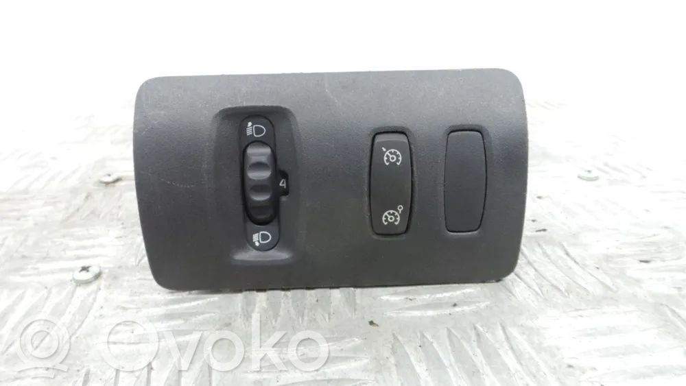 Renault Clio III Headlight level height control switch 