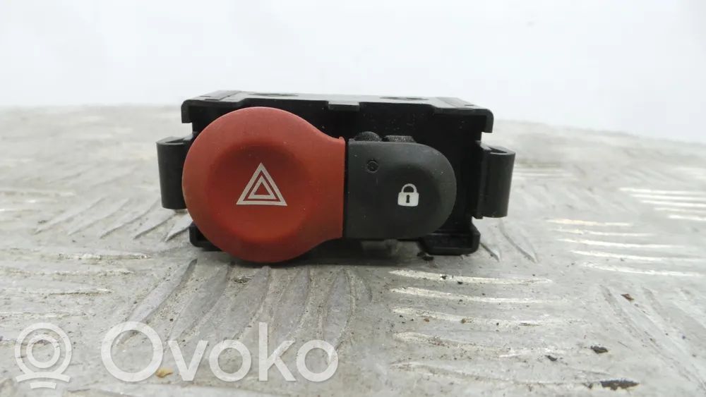 Renault Clio III Sterownik świateł awaryjnych 