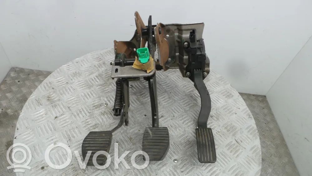 Peugeot 207 Jarrupolkimen anturin kytkin 
