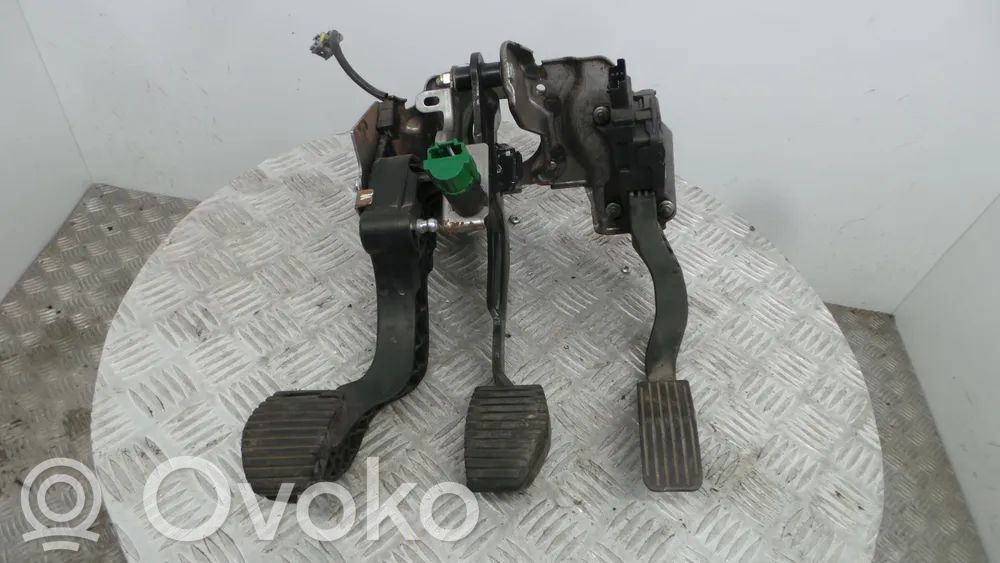 Citroen C3 Jarrupolkimen anturin kytkin 