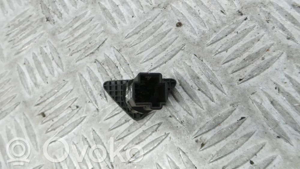 Ford Focus Tailgate/trunk control unit/module 