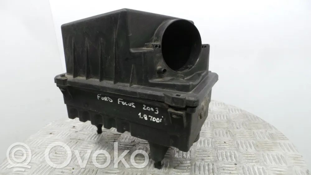 Ford Focus Ilmansuodattimen kotelo 