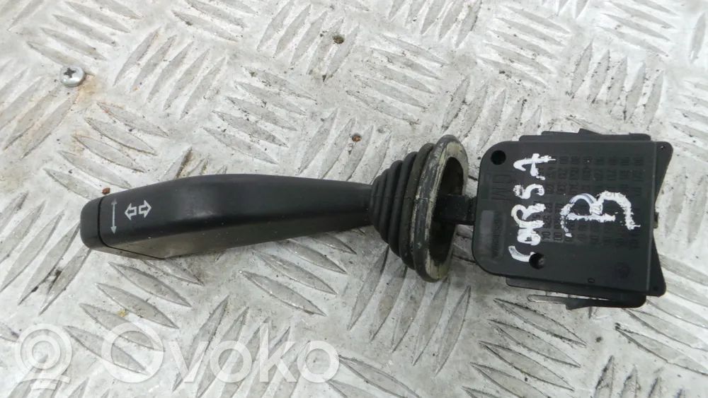 Opel Corsa B Leva indicatori 