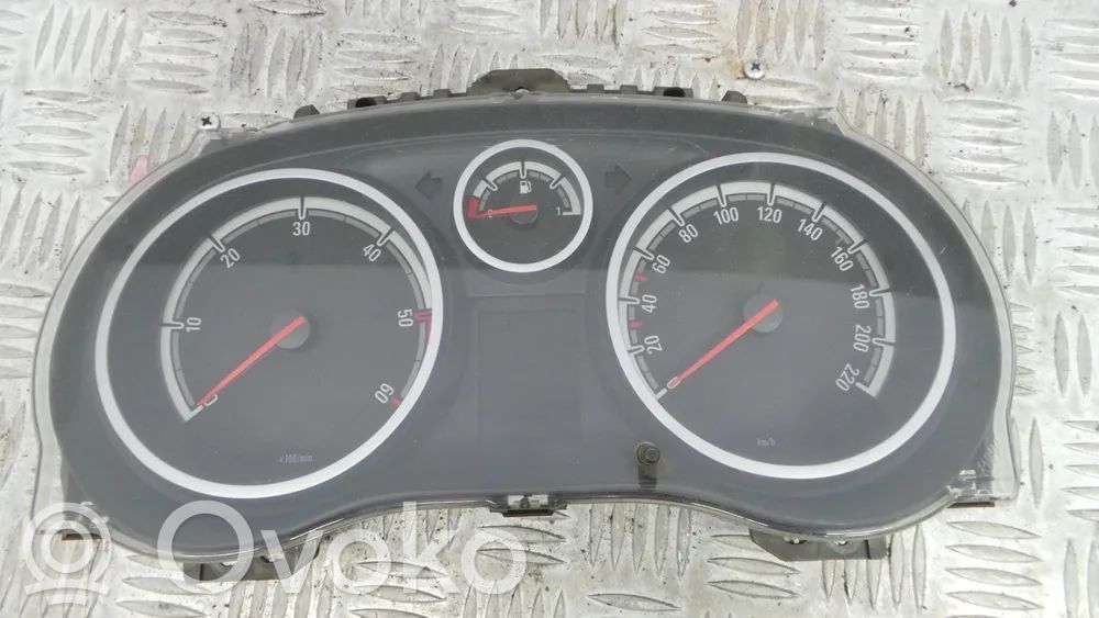 Opel Corsa D Vitezometru (grup de instrumente) 