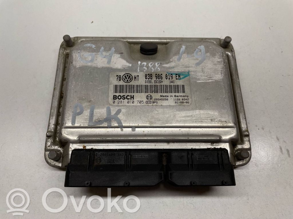 Volkswagen Golf IV Engine control unit/module 