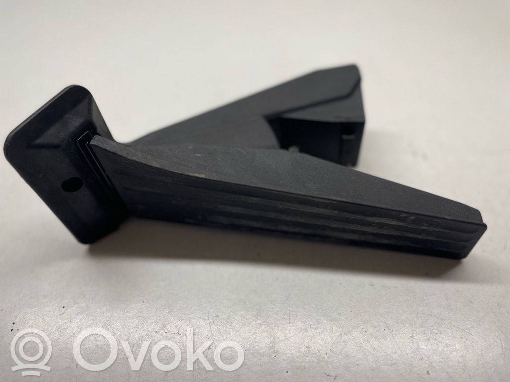 Accelerator throttle pedal   6789999,35426789999