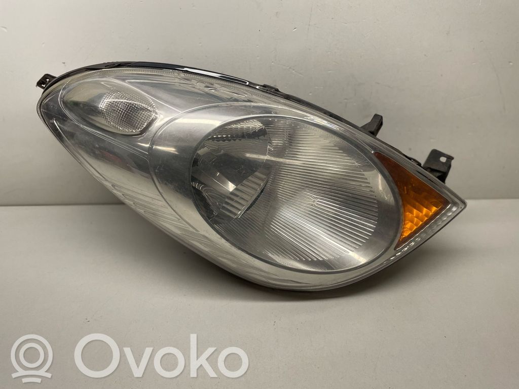 Phare frontale   260109U100
