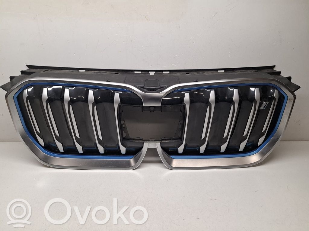 BMW X1 U11 Front bumper upper radiator grill 