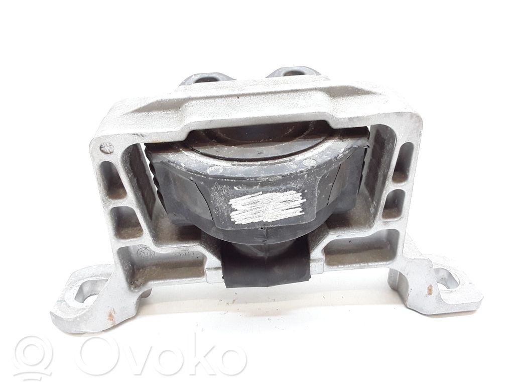 Engine mount bracket