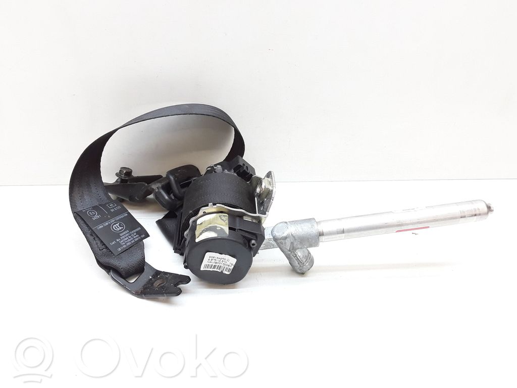 Volvo V70 Cinturón trasero 