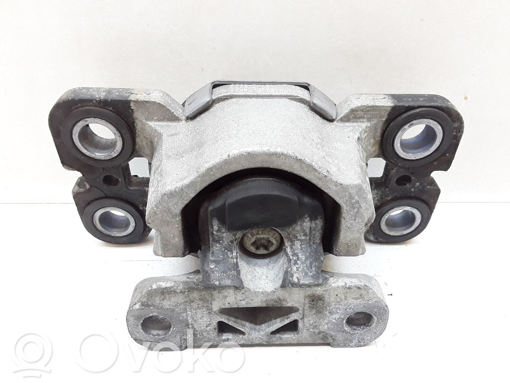 Engine mount bracket   6G927M121NF,6G927M121NF