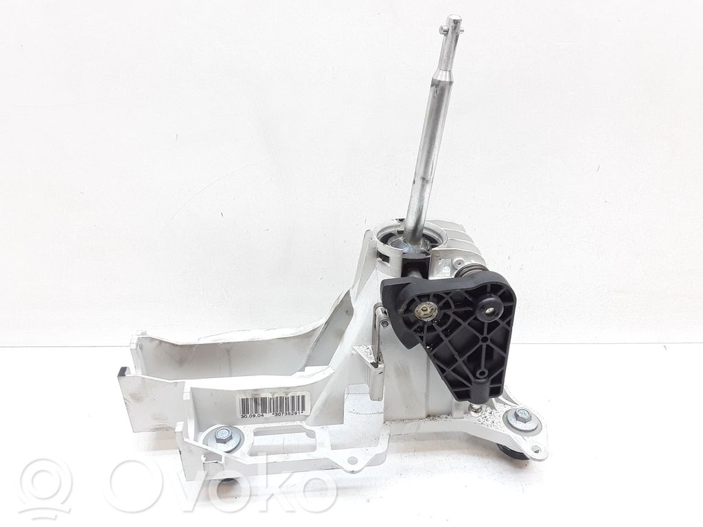 Volvo V50 Gear shifter/selector 