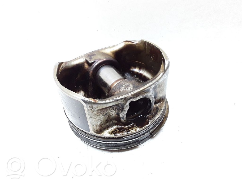 Piston