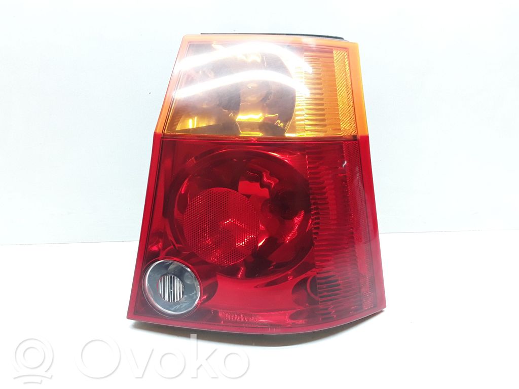 Chrysler Pacifica Rear/tail lights 