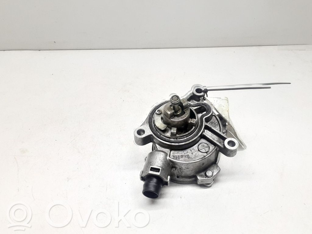 Volvo XC60 Vacuum pump 