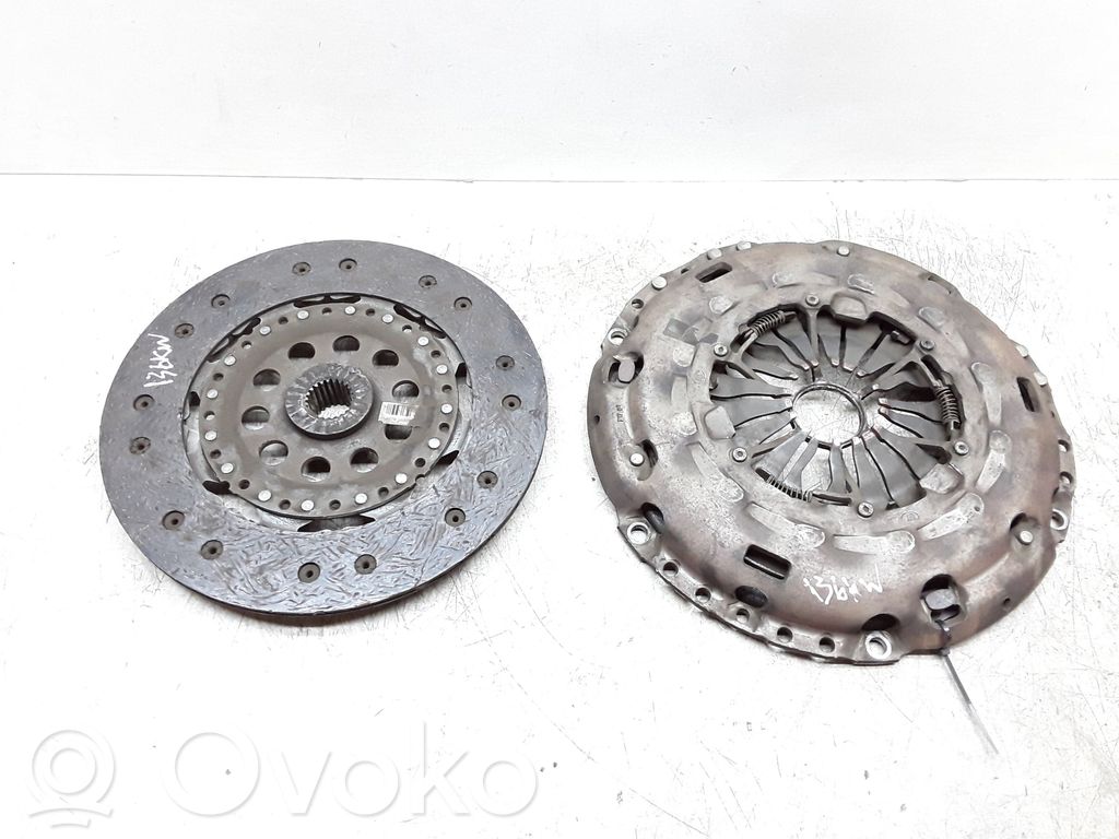 Volvo V70 Sankabos diskas 