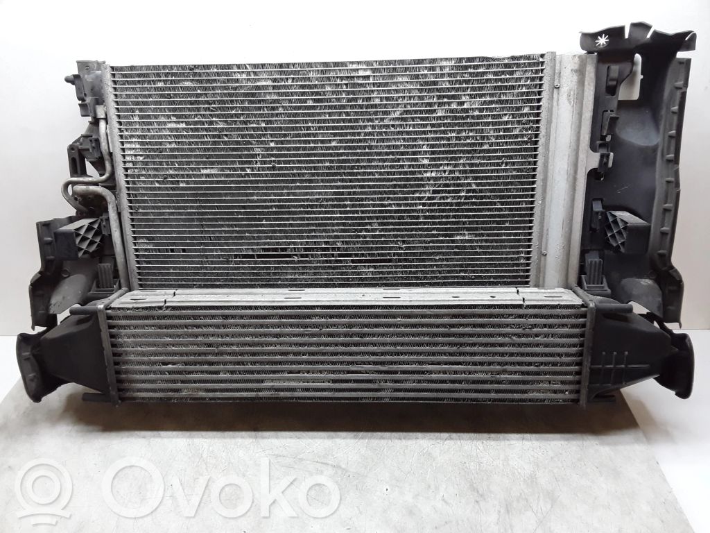 Radiatora komplekts