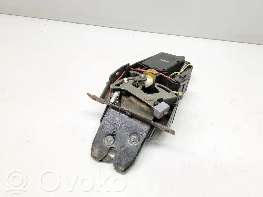 Volvo 850 Tailgate/trunk/boot lock/catch/latch 
